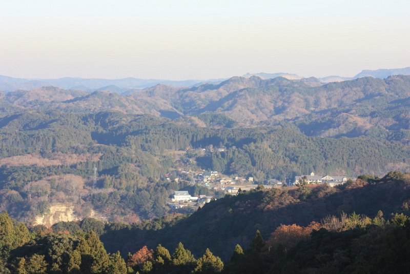 三石山展望広場（提供：千葉県君津市）