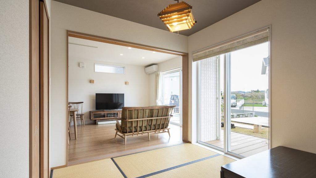 ＜千葉県＞リビング・縁側と隣接。建具で仕切れる和室 